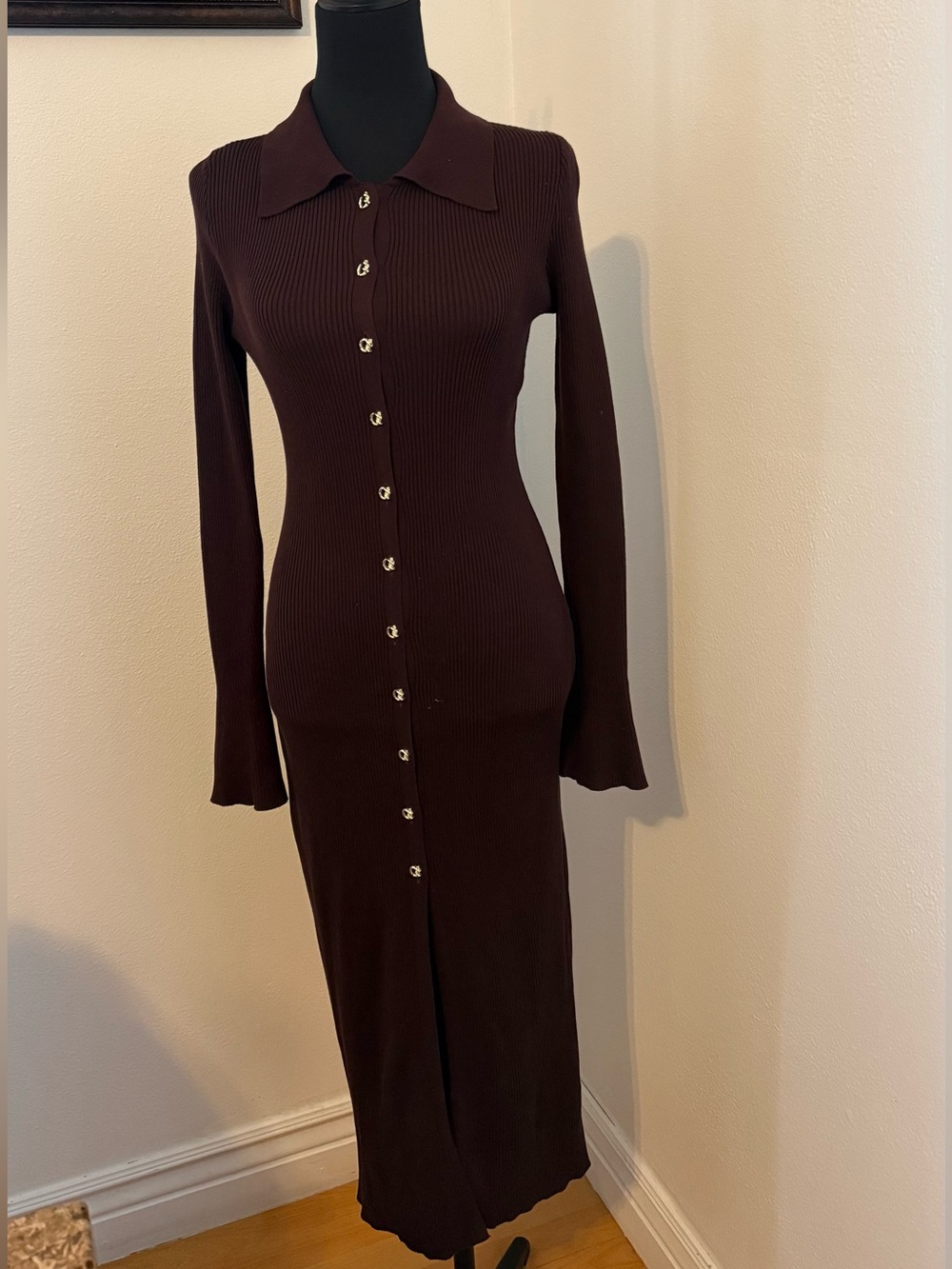 Commense Brown Ribbed Polo Midi Dress – Gold Buttons – Size M